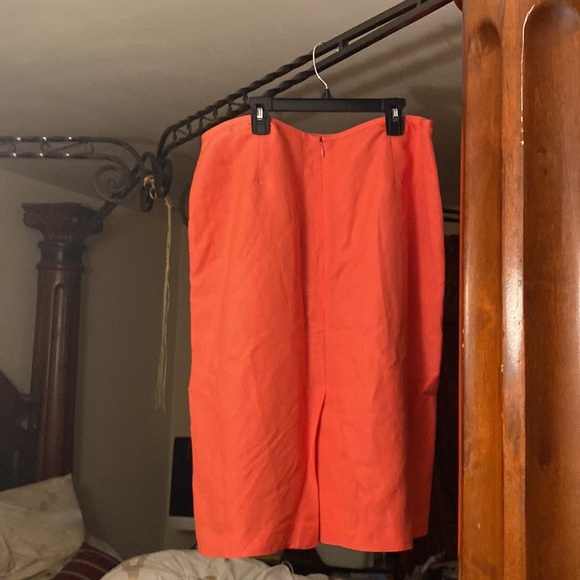 Salmon 2 PCs skirt set work ready - Picture 4 of 8